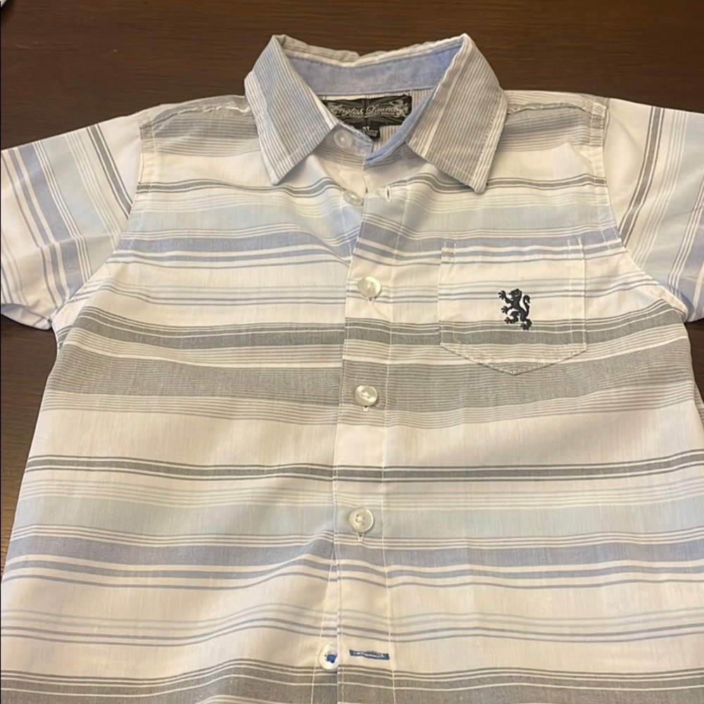 Short sleeved boys size 4T button down